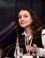 Portrait picture of Viola Raheb speaking at a NOW Conference